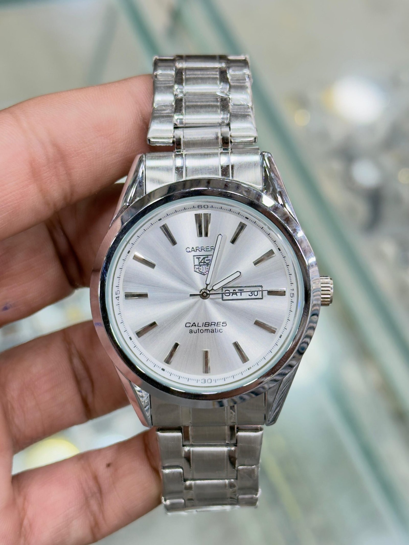 Luxury Silver Automatic Men’s Watch with Day & Date Display - Image 2