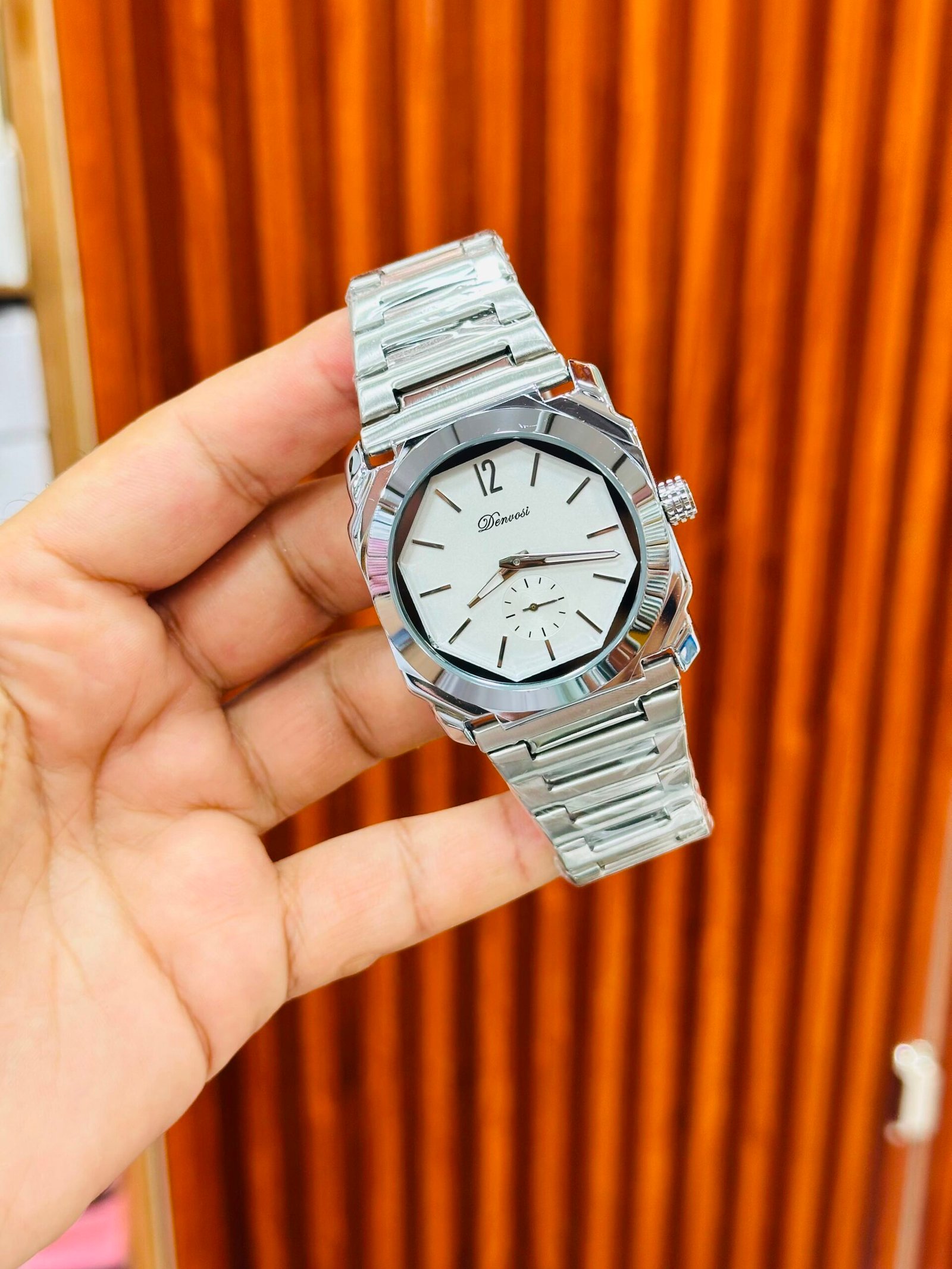 Luxury Men’s Stainless Steel Watch – Green Dial - Image 3