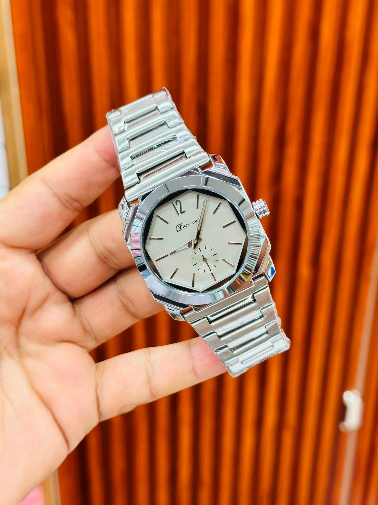 Luxury Men’s Stainless Steel Watch – Green Dial - Image 4